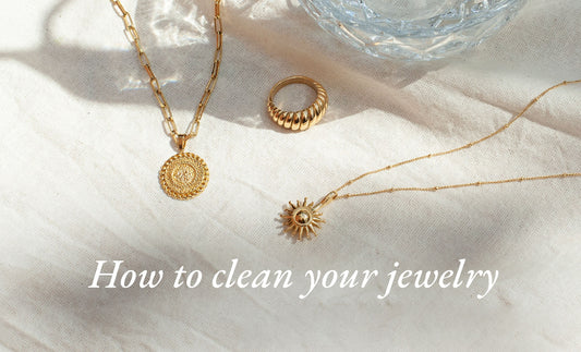 How to clean jewelry