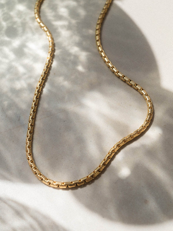 Collana Resonance