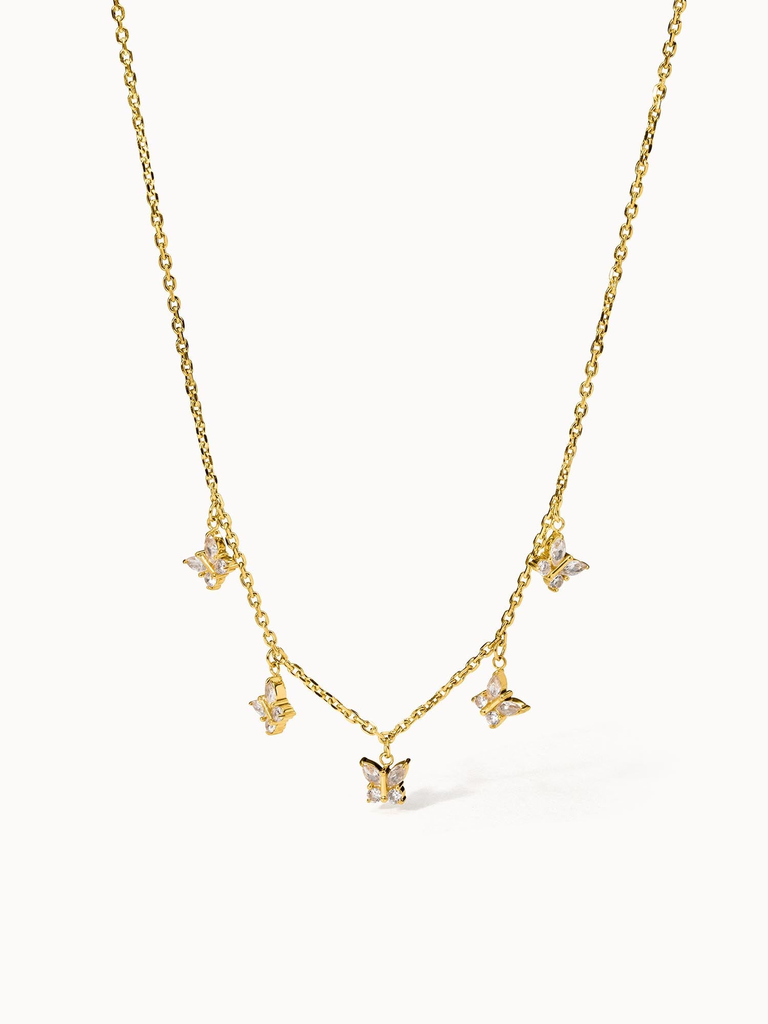 Collana con farfalla