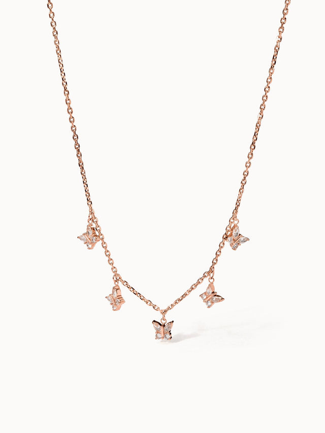 Collana con farfalla