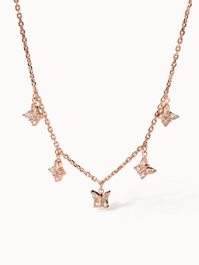 Collana con farfalla
