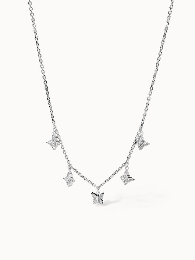 Collana con farfalla