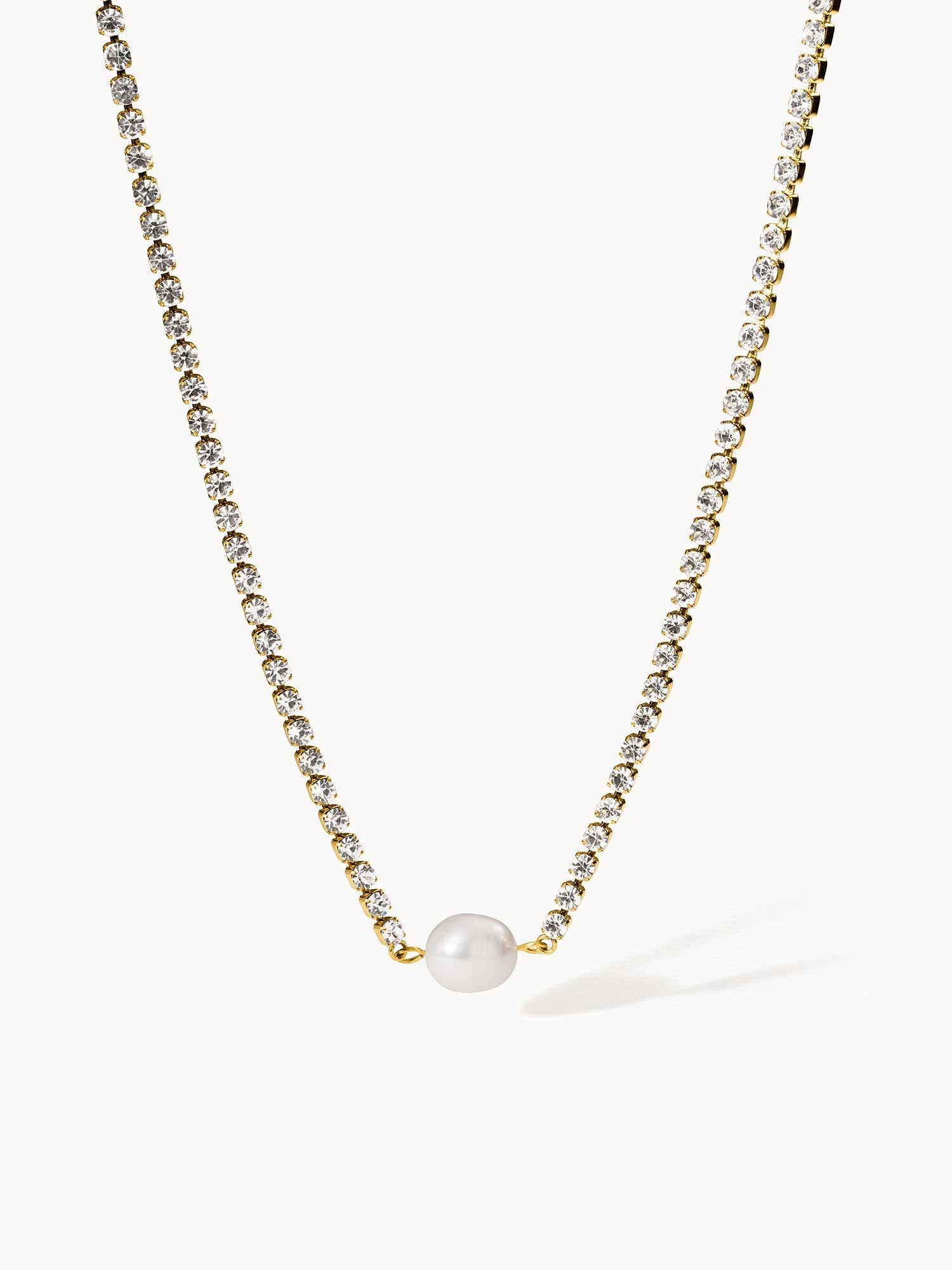 Collana di perle scintillanti