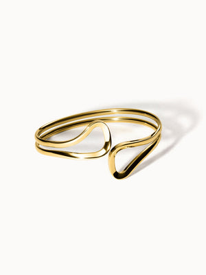 {"color":"Gold", "type":"lead_image"}