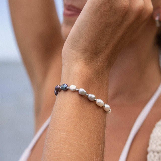Pearly Bracelet