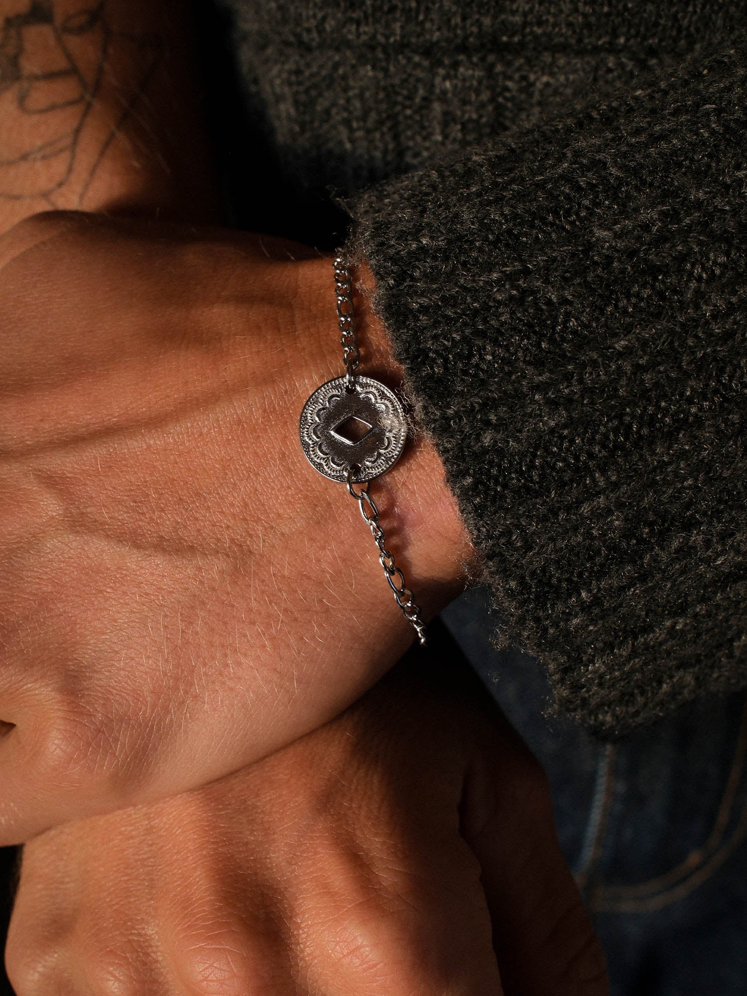 Bracciale con monete Maverick