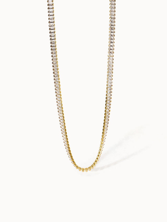 Collana di cristalli luminosi