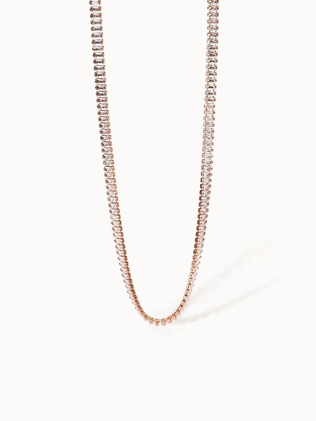 Collana di cristalli luminosi