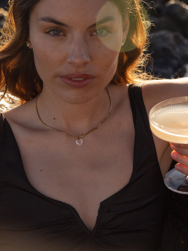 Collana traslucida