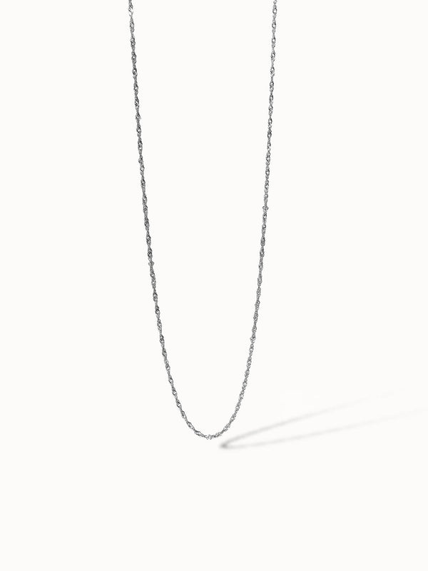 {"color":"Silver", "type":"lead_image"}