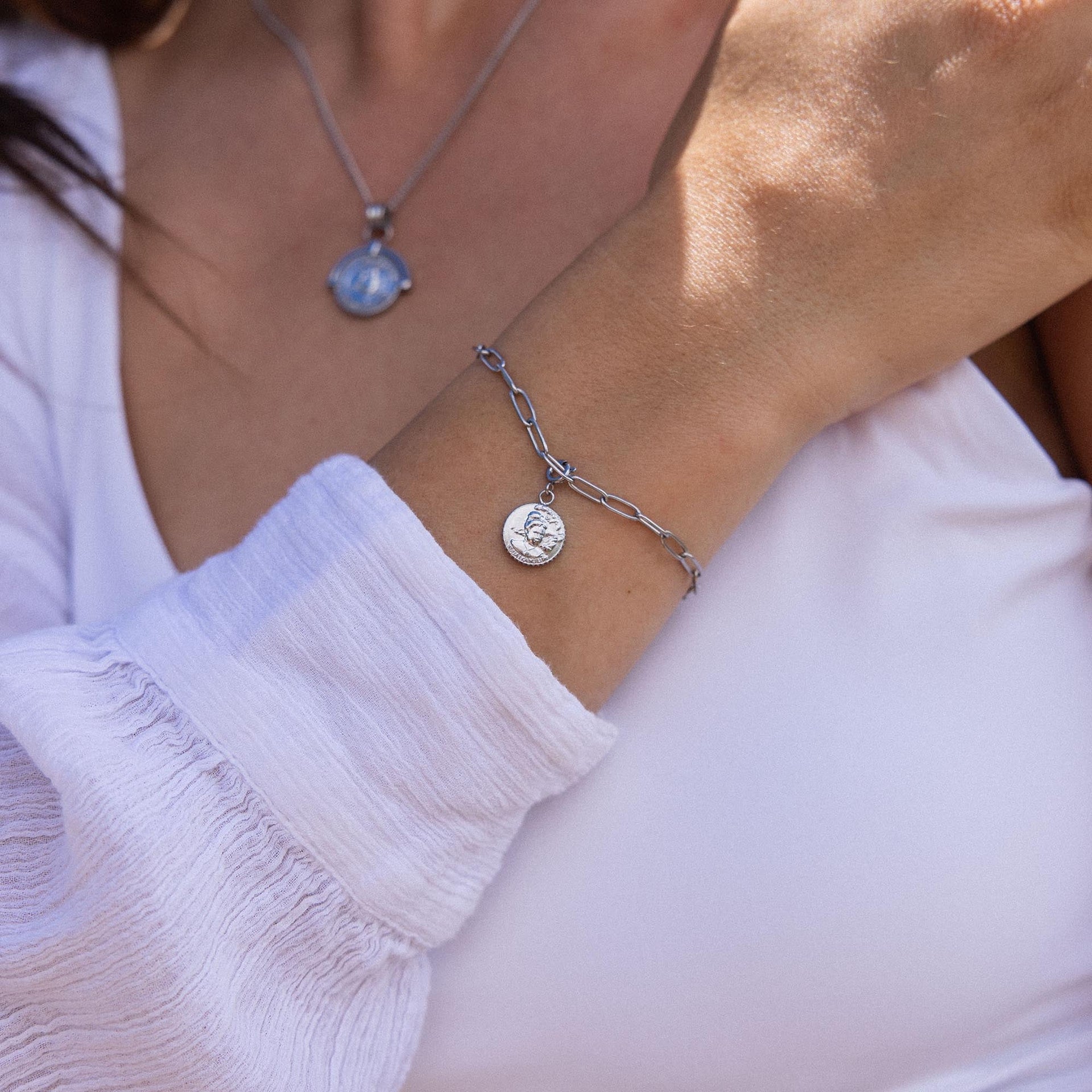 Mahina Club Lei Charm