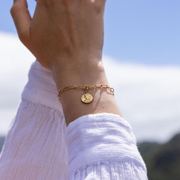 Mahina Club Lei Charm