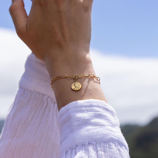 Mahina Club Lei Charm