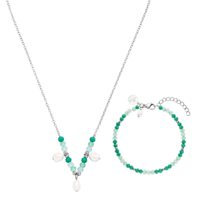 Silberne Kette und Armband mit grünen und weißen Perlen von PURELEI, frisch und elegant.