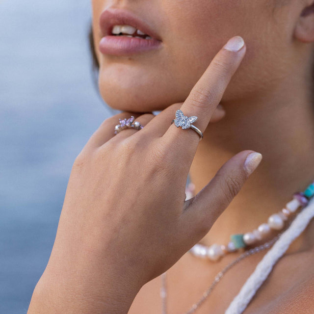 Anello con farfalla magica