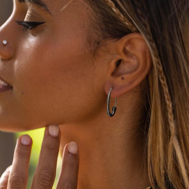 Cachet Earring
