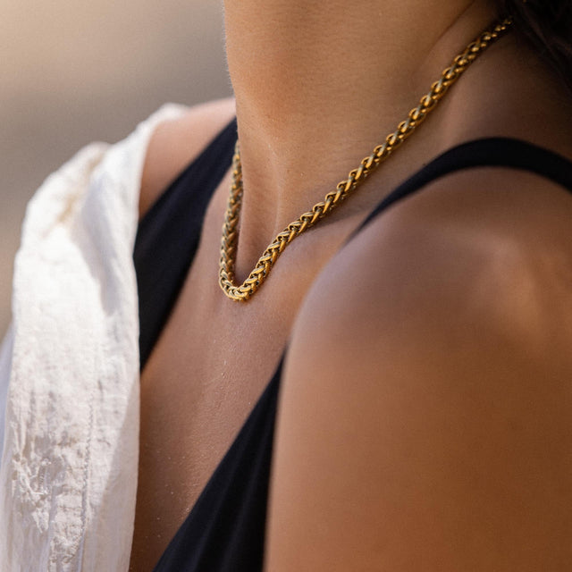 Twisted Bold Necklace
