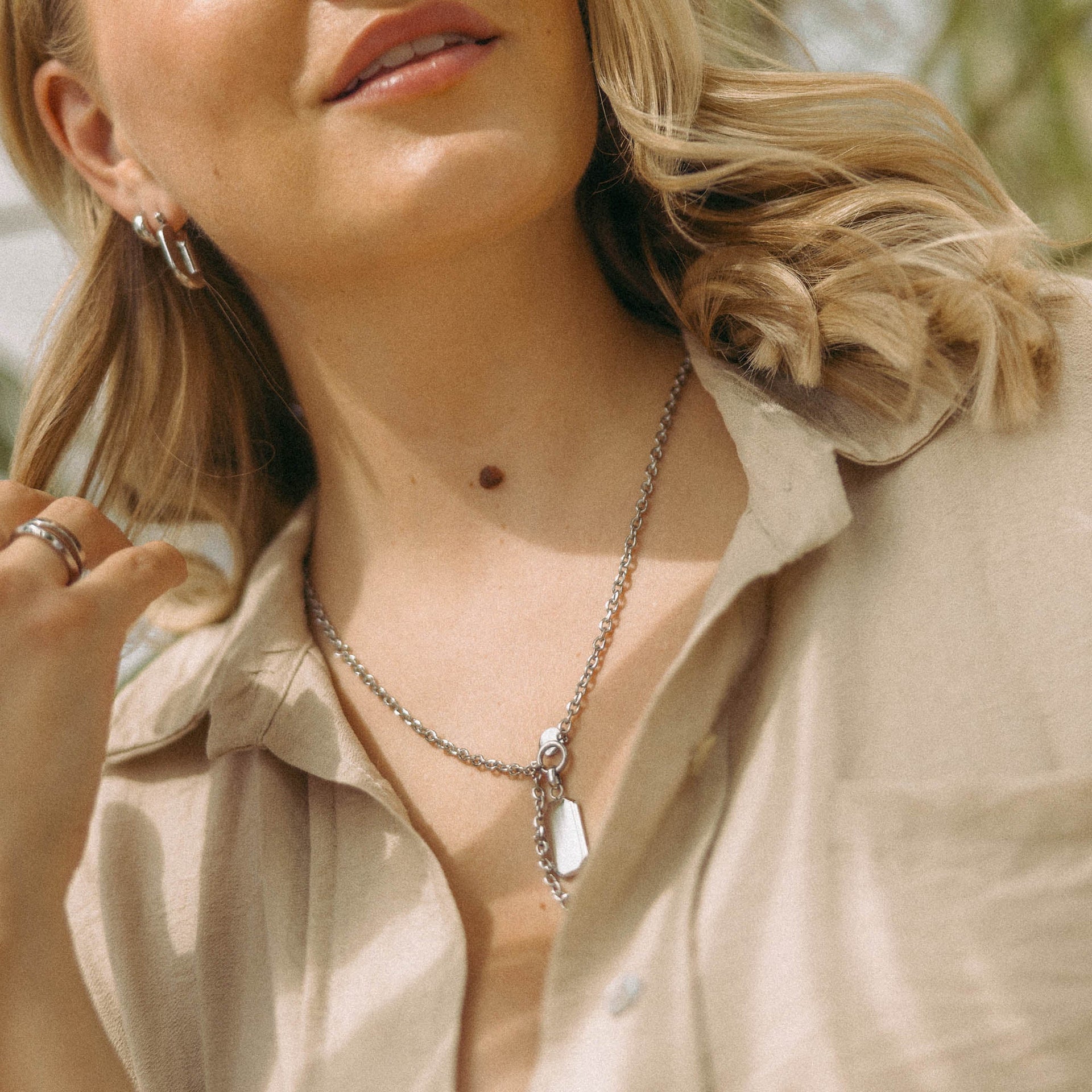 Collana in lino