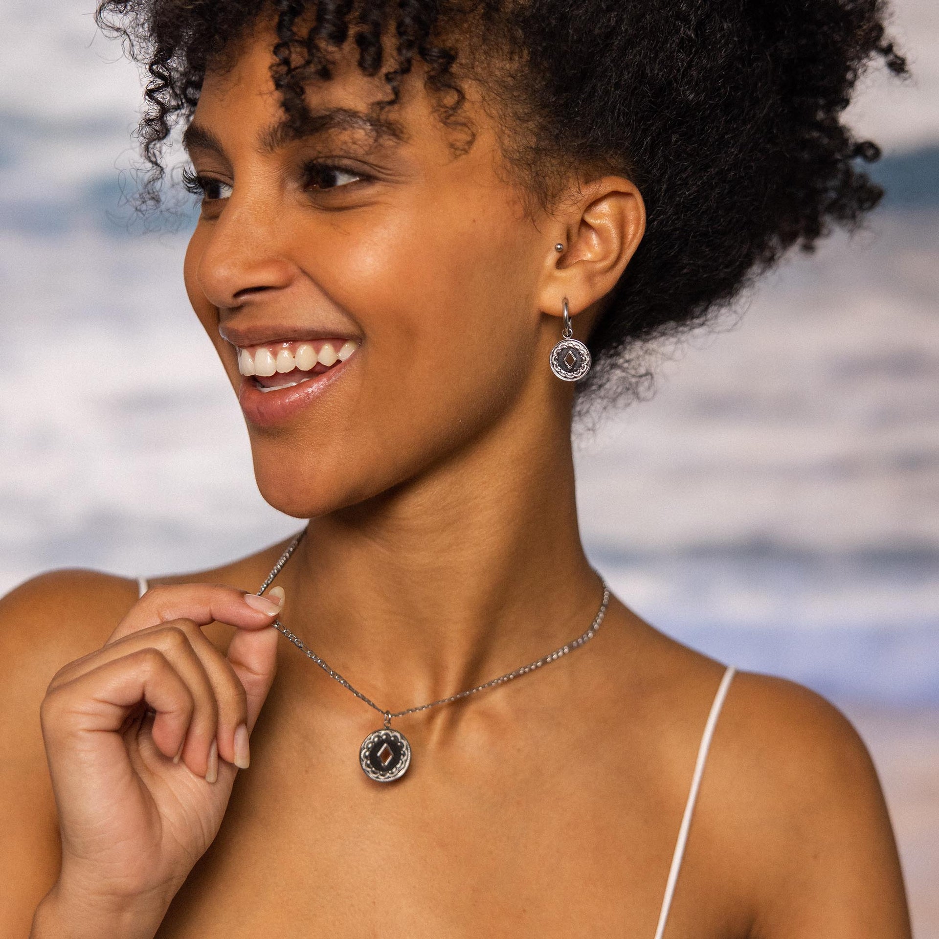 Collana Lolani