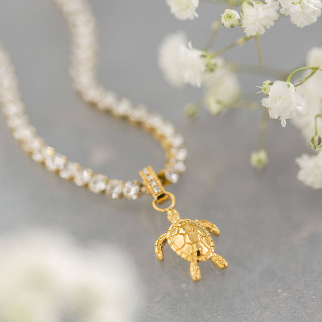 Collana Honu White