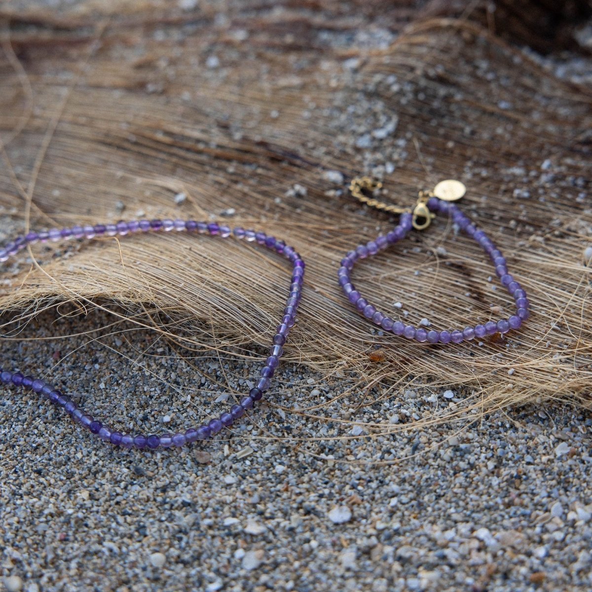 Bracciale con pietra di ametista Catena di pietre di cristallo - Polso con perline di pietre preziose di cristallo di rocca naturale per donne, pietre vere, regali di pietre energetiche per yoga Bracciale con pietra di ametista Catena di pietre di cristallo - Polso con perline di pietre preziose di cristallo di rocca naturale per donne, pietre vere, regali di pietre energetiche per yoga
