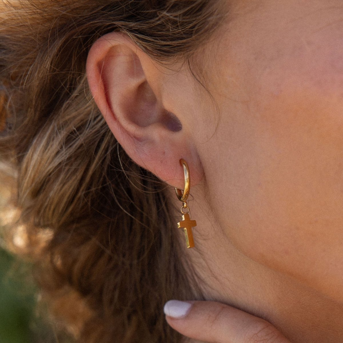 Orecchini in acciaio inossidabile per le donne Colore oro Orecchini in acciaio inossidabile per le donne Colore oro