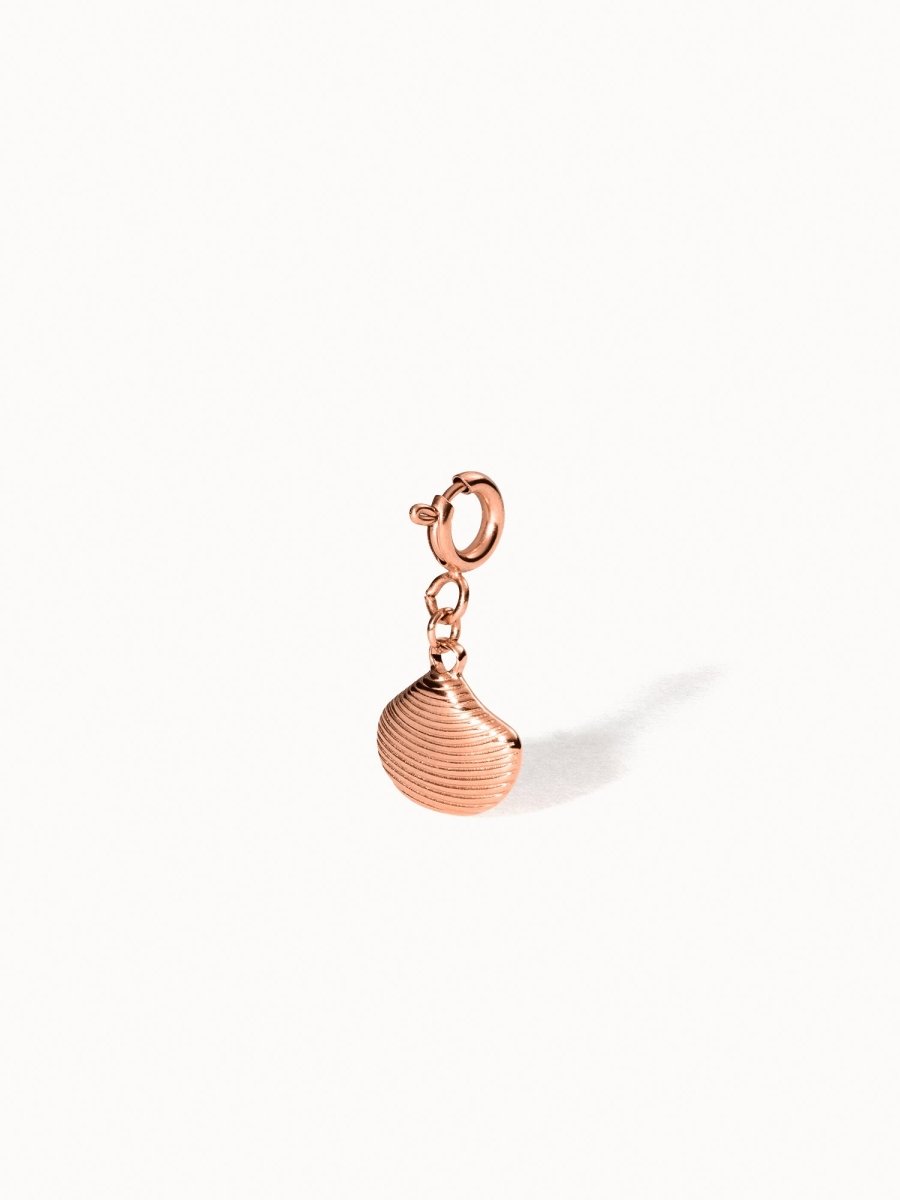 Flex Clamshell Charm - INT PURELEI