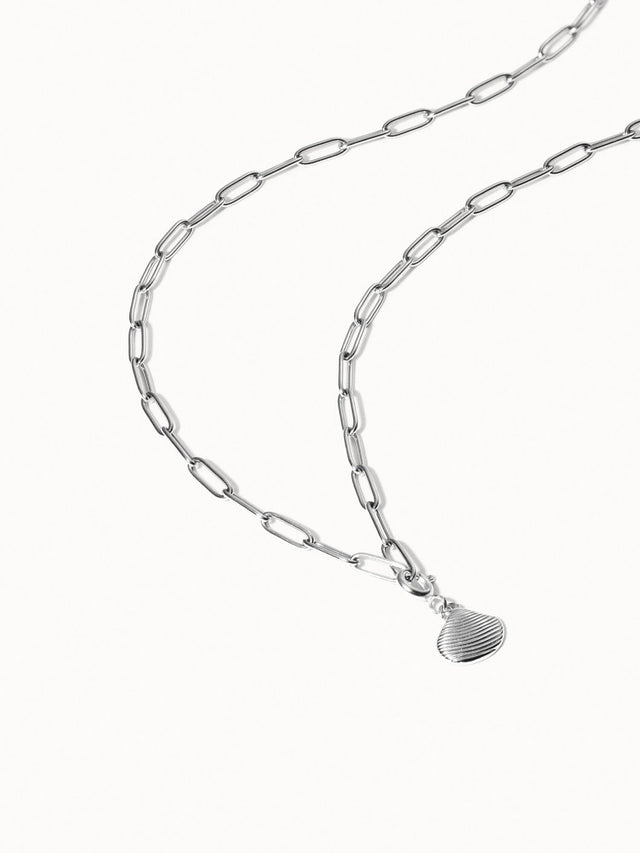 Flex Clamshell Charm - INT PURELEI