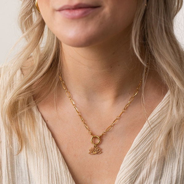 Lotus Charm - INT PURELEI