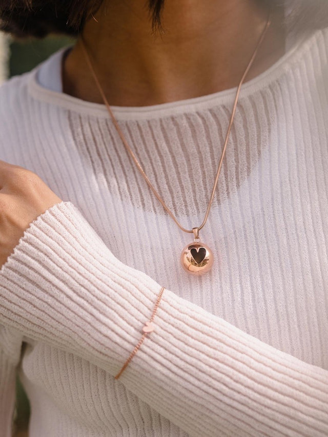 Love's Embrace Necklace - INT PURELEI