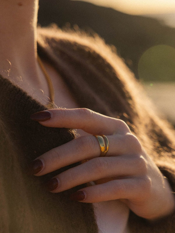 PURELEI Ohrringe 'Kaimana' in Gold | ABOUT YOU PURELEI Ohrringe 'Kaimana' in Gold | ABOUT YOU