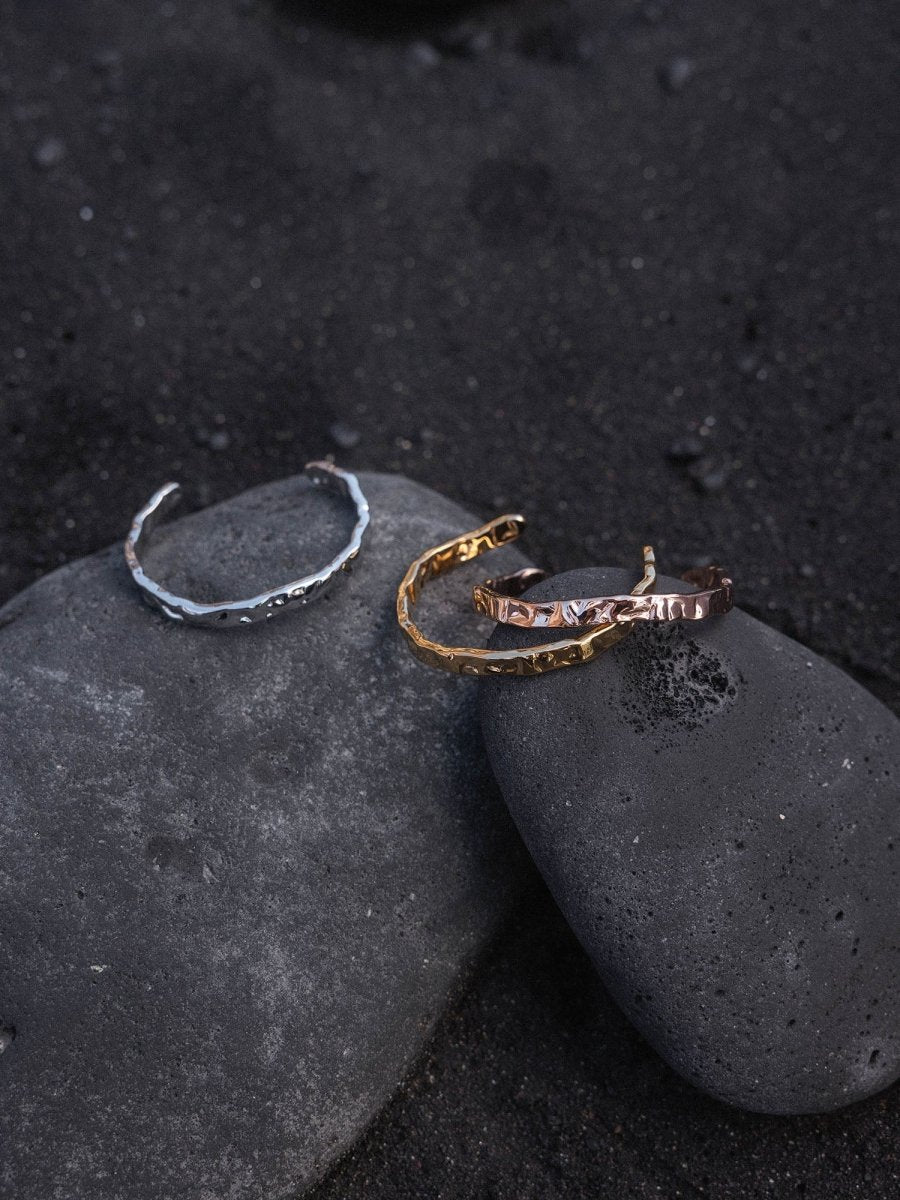 Volcano Armcuff - INT PURELEI