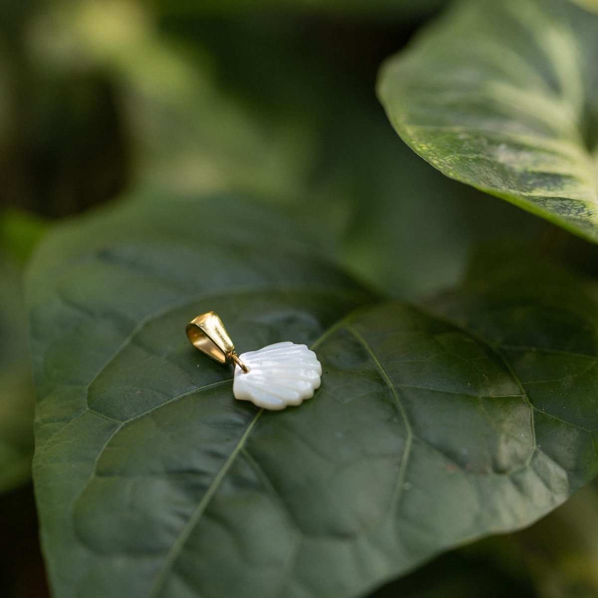 White Sparkle Charm - INT PURELEI